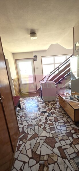 Casa de vanzare cu 6 camere in Busteni