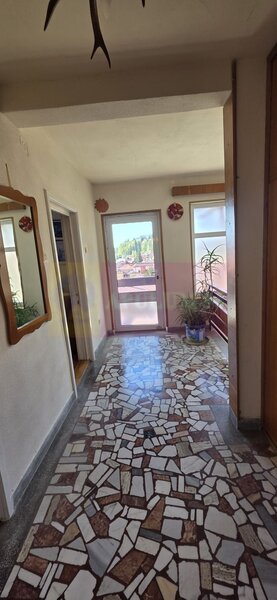 Casa de vanzare cu 6 camere in Busteni