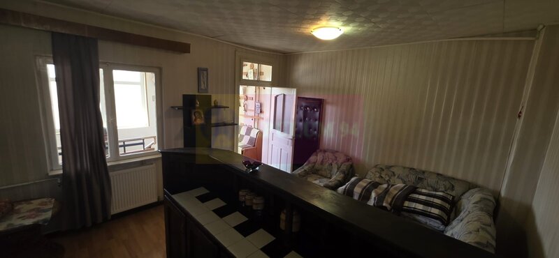 Casa de vanzare cu 6 camere in Busteni